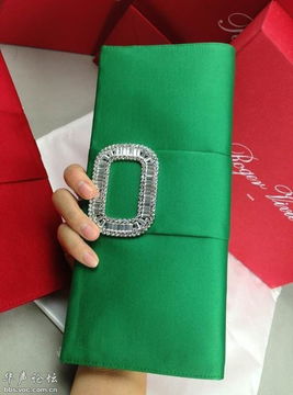 国际精品高仿箱包的市场生态 批发零售的机遇与挑战